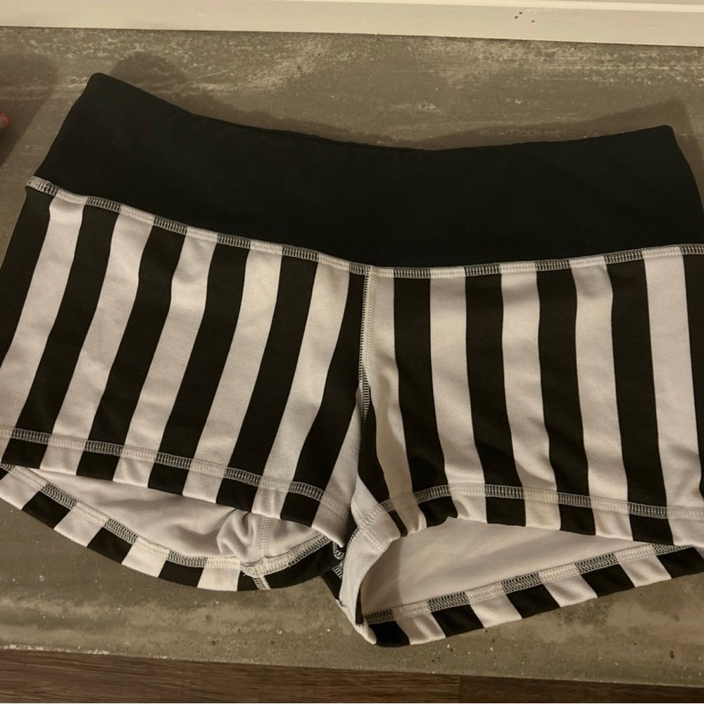 Fleo BeetleJuice shorts
